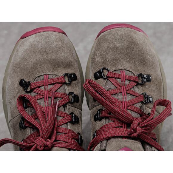 Danner Dry Mountain 600 Low Outdoor Hiking Shoes Gray Suede Plum Womens Size 7.5 - Picture 9 of 16